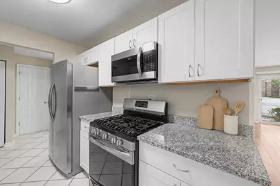 8901 N Western Avenue #A104, Des Plaines, IL 60016 - Photo 5