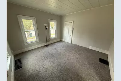 773 E New York Street #B, Aurora, IL 60505 - Photo 5