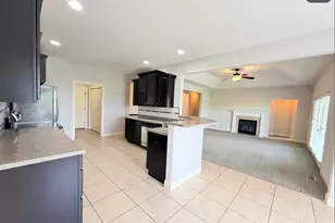 3813 Liberty Cir, Champaign, IL 61822 - Photo 7