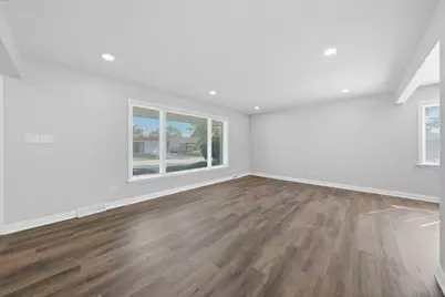 1103 E 166th Place, South Holland, IL 60473 - Photo 5