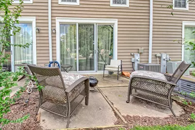 1160 Regency Drive, Schaumburg, IL 60193 - Photo 21