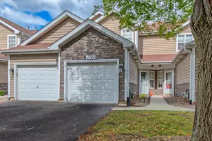 1160 Regency Dr, Schaumburg, IL 60193 - Photo 1