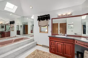 6451 Garfield Ridge Ct, Burr Ridge, IL 60527 - Photo 23