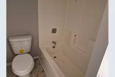 1952 Columbus Street, Ottawa, IL 61350 - Photo 11