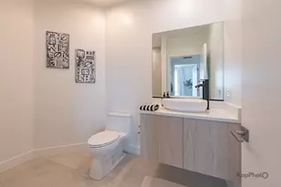 859 W Erie St, Chicago, IL 60642 - Photo 25