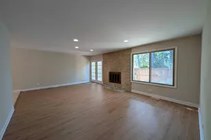 1958 W Morse Ave, Chicago, IL 60626 - Photo 17