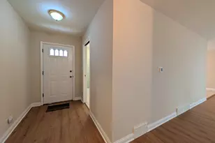 1958 W Morse Ave, Chicago, IL 60626 - Photo 7