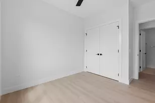 904 W Dakin St, Chicago, IL 60613 - Photo 19