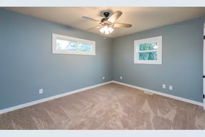 2205 Mohican Road, Waukegan, IL 60087 - Photo 13
