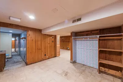 2205 Mohican Road, Waukegan, IL 60087 - Photo 27
