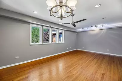 125 Callan Avenue #3E, Evanston, IL 60202 - Photo 3