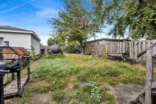 7016 S Claremont Ave, Chicago, IL 60636 - Photo 7