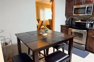 1420 Woodbridge Ave, Joliet, IL 60436 - Photo 9