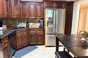 1420 Woodbridge Ave, Joliet, IL 60436 - Photo 11