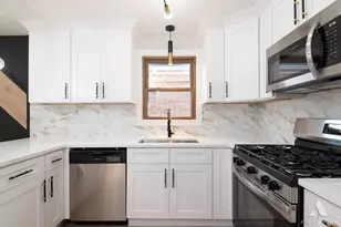 7816 Latrobe Ave, Burbank, IL 60459 - Photo 9