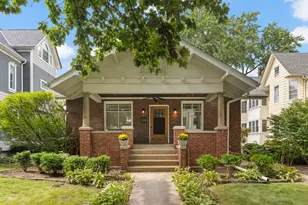 115 N Wright St, Naperville, IL 60540 - Photo 1