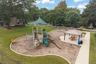 115 N Wright St, Naperville, IL 60540 - Photo 31