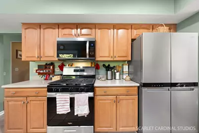 2S520 River Oaks Drive, Warrenville, IL 60555 - Photo 9