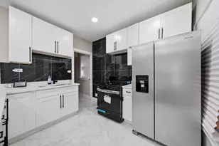 122 N Long Ave, Chicago, IL 60644 - Photo 3
