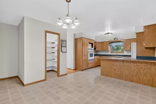 25053 W McMillin Dr, Channahon, IL 60410 - Photo 23