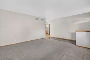 25053 W McMillin Dr, Channahon, IL 60410 - Photo 9