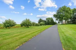 1189 N Blackhawk Rd, Oregon, IL 61061 - Photo 11