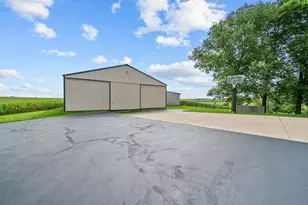 1189 N Blackhawk Rd, Oregon, IL 61061 - Photo 17