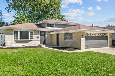 1340 Prince Drive, South Holland, IL 60473 - Photo 1