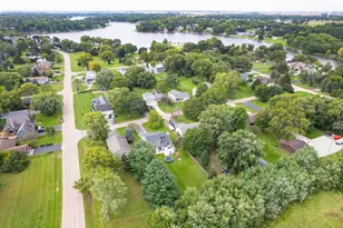 1304 Reva Ln, Lake Holiday, IL 60548 - Photo 39