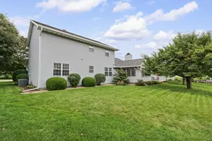 318 Gainesborough Ct, Monticello, IL 61856 - Photo 39