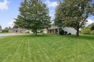 318 Gainesborough Ct, Monticello, IL 61856 - Photo 5