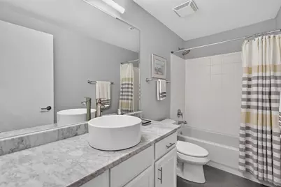 1741 W George Street, Chicago, IL 60657 - Photo 21