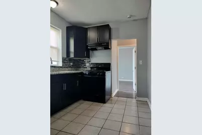 2525 E 72nd Place, Chicago, IL 60649 - Photo 9