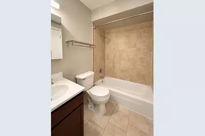 3610 N Pine Grove Avenue #505, Chicago, IL 60613 - Photo 9
