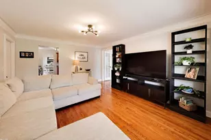6001 Ross Dr, Woodridge, IL 60517 - Photo 13