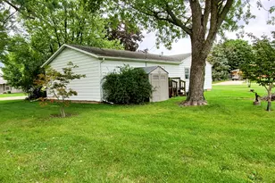 2893 E 777th Rd, Utica, IL 61373 - Photo 17