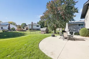 1613 Alamance Pl, Downers Grove, IL 60516 - Photo 19