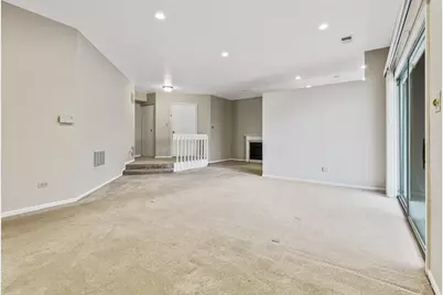 1665 Commodore Court #7, Schaumburg, IL 60193 - Photo 5
