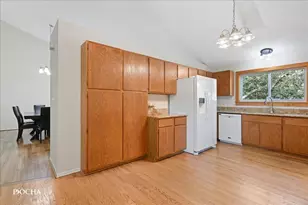 1132 Wishing Well Ln, Naperville, IL 60564 - Photo 7