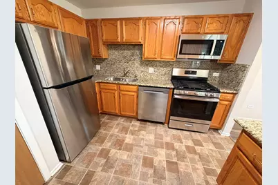 2858 Meadow Lane #Z1, Schaumburg, IL 60193 - Photo 7