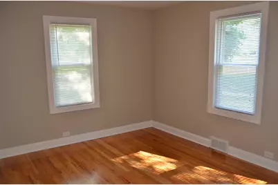 7060 Osage Road, Long Grove, IL 60047 - Photo 9