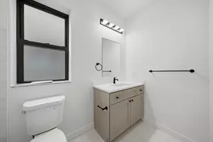 1431 W Howard St, Chicago, IL 60626 - Photo 7