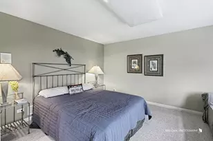 22033 W Vernon Ridge Dr, Mundelein, IL 60060 - Photo 23