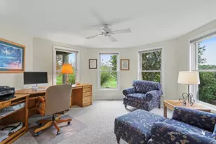 22033 W Vernon Ridge Dr, Mundelein, IL 60060 - Photo 25