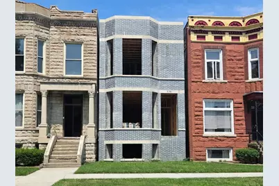 530 E 44th Place, Chicago, IL 60653 - Photo 1