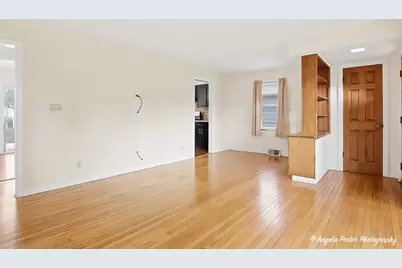 1124 Fulton Avenue, Winthrop Harbor, IL 60096 - Photo 11