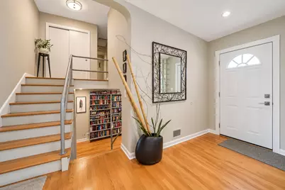 426 Amherst Avenue, Des Plaines, IL 60016 - Photo 29