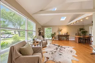 426 Amherst Ave, Des Plaines, IL 60016 - Photo 3