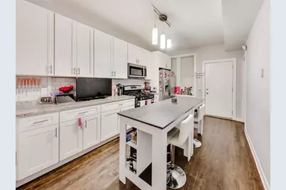 1431 N Springfield Avenue, Chicago, IL 60651 - Photo 5