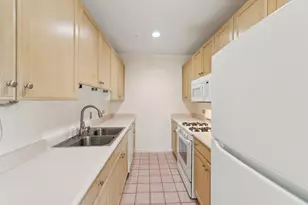1319 Chicago Ave, Evanston, IL 60201 - Photo 9